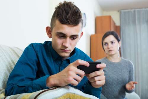 Media and mental health: adolescence redefined - Vimarsana News