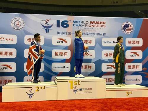 Christa Dyer a câștigat medalia de argint la Campionatele Mondiale de Wushu – The Royal Gazette