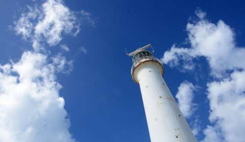 Light is out at important and historic Bermuda lighthouse - Royal Gazette