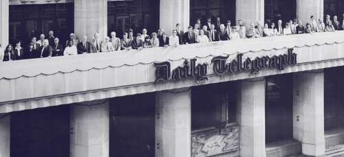 De schuldeisers van Lloyds namen de Telegraph-krant The Royal Gazette over
